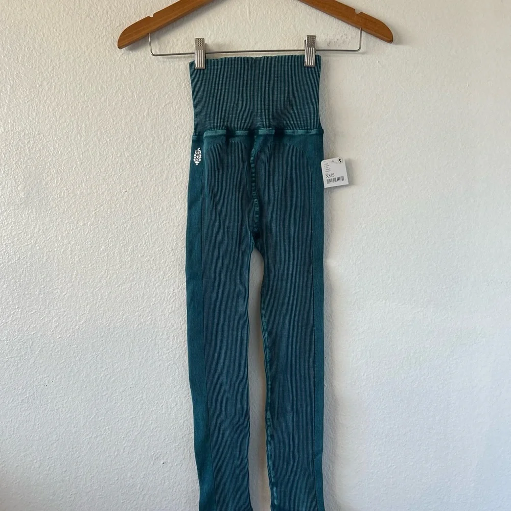 FP Movement Ribbed Leggings Size XS/S - Picture 3 of 9
